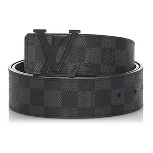 Louis Vuitton belt al black